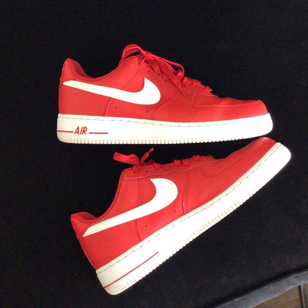Nike Air Force 1 Low, University Red & White, Men’s Size 10.5